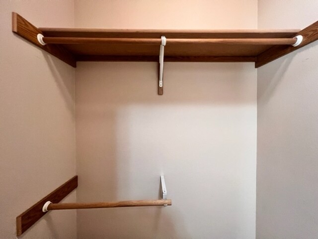 Building Photo - 1927 E Wilson Ln