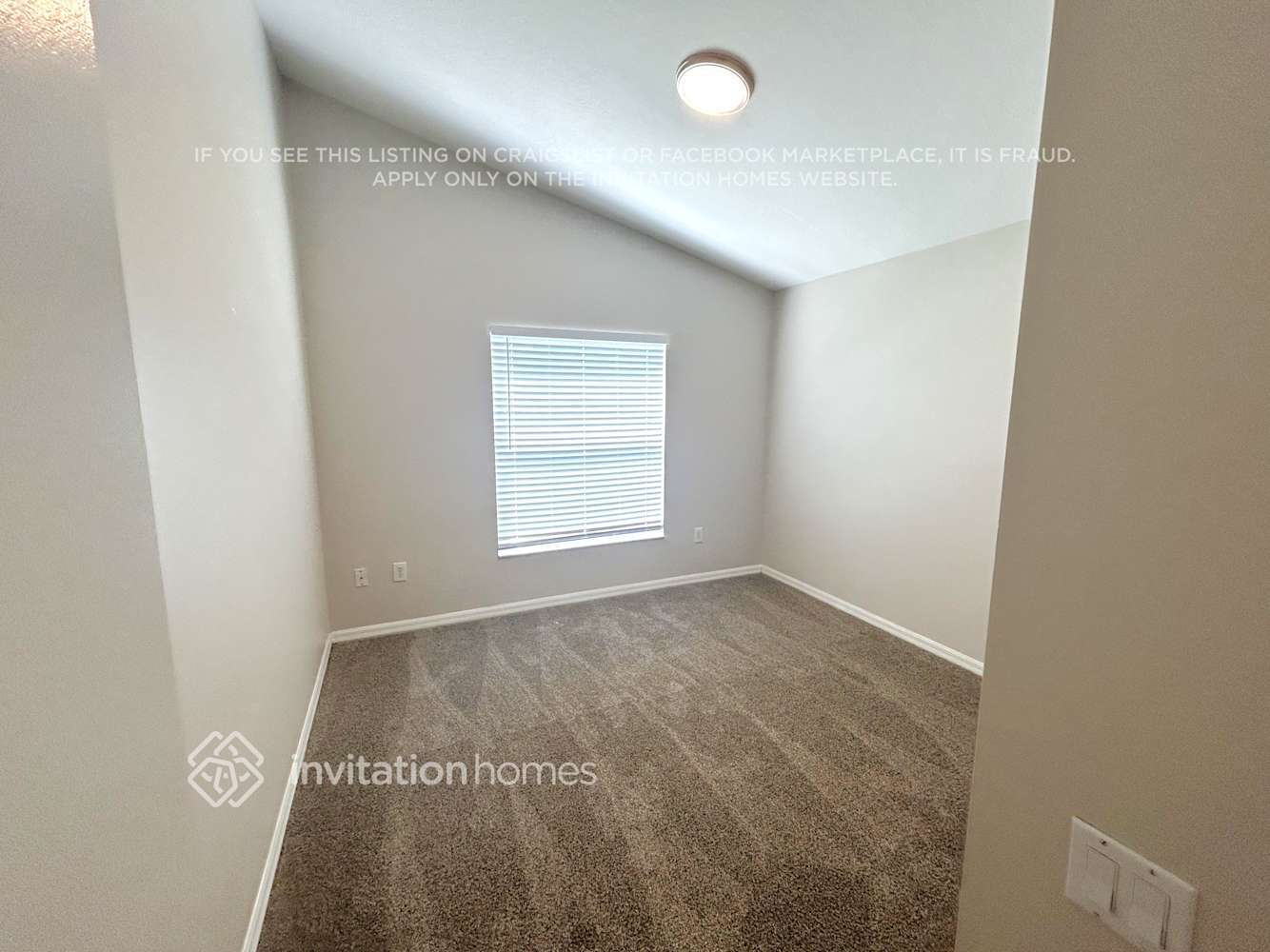 Building Photo - 909 Ridge Haven Dr