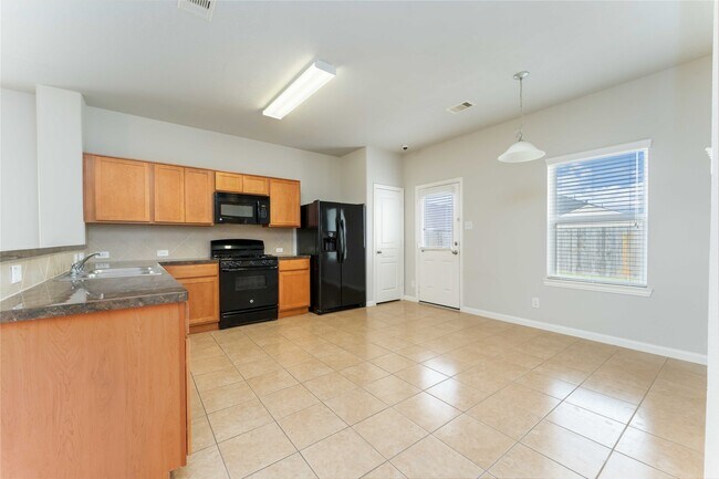 Building Photo - 2206 Grand Isle Ln