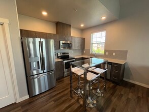 Building Photo - 16284 NW Chadwick Way