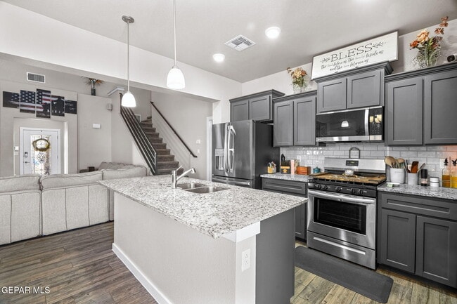 Building Photo - 15112 Purpose Ave