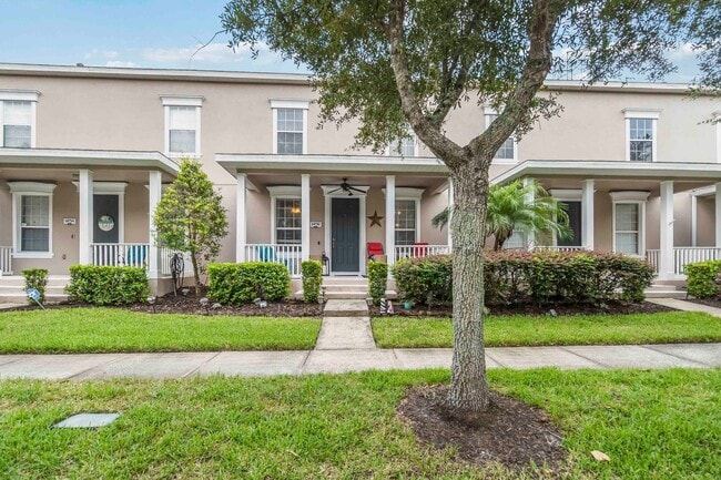 Building Photo - 3/2.5 Townhome W/ 2 Car Garage For Rent in the Highly Desirable Avalon Park Community