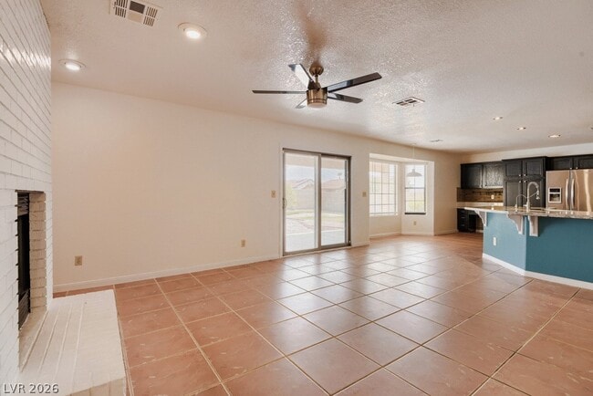 Building Photo - 912 Portulaca Ct