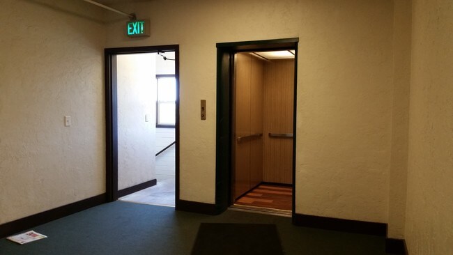 Elevator Served - The Elk Apartments