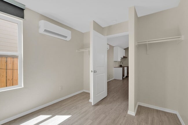 Building Photo - 7184 Elm Cv