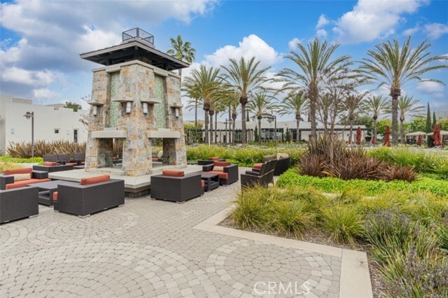 Building Photo - 5533 Palm Dr