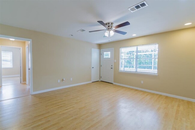 Building Photo - 2137 FM 1375