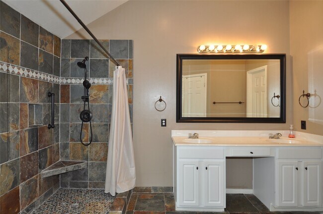 Building Photo - 13607 Goldwater Ct
