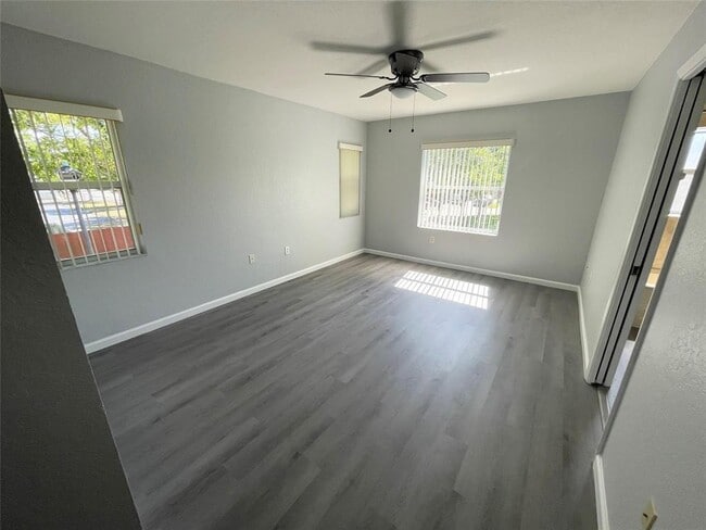 Building Photo - 6301 Landings Terrace