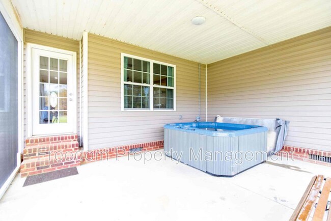 Building Photo - 1373 Darden Rd