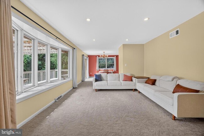 Building Photo - 3106 Hearthstone Rd