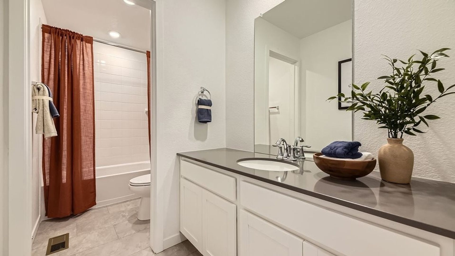 Building Photo - 16514 E 109th Pl