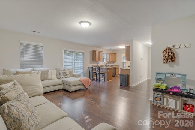 Building Photo - 223 Stockbridge Dr