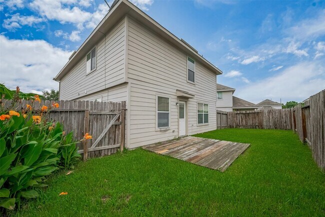 Building Photo - 6026 Stockholm Ct