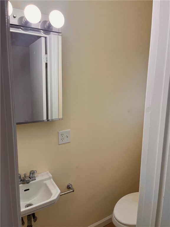 Building Photo - 1685 Monroe Ave