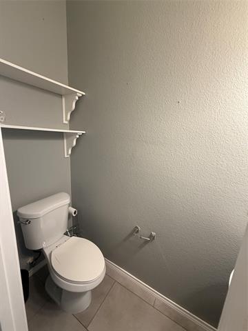 Building Photo - 4000 Juniper Ct
