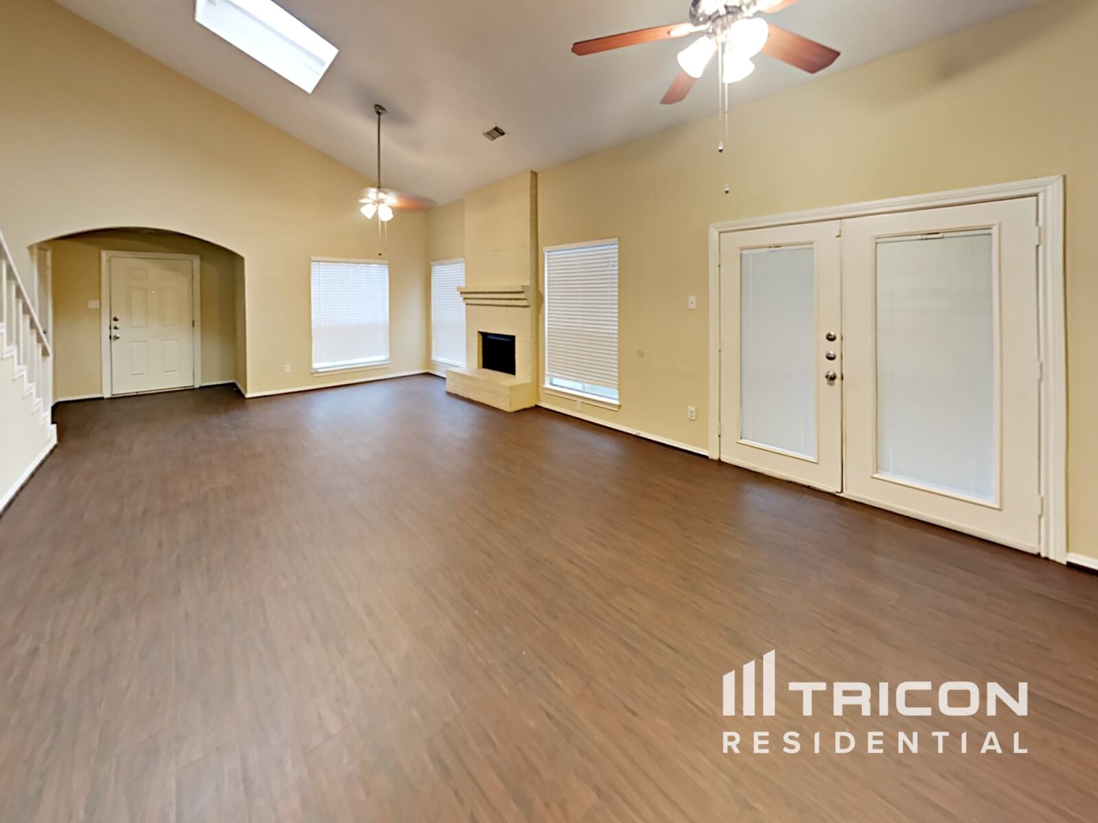 Building Photo - 943 Somercotes Ln