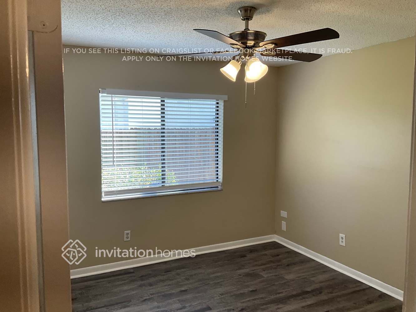 Building Photo - 1502 Carter Oaks Dr