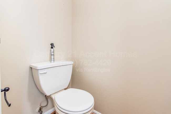 Building Photo - 14447 Cool Oak Ln