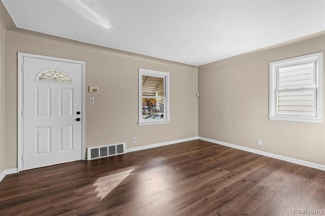 Building Photo - 7419 Asbury Park