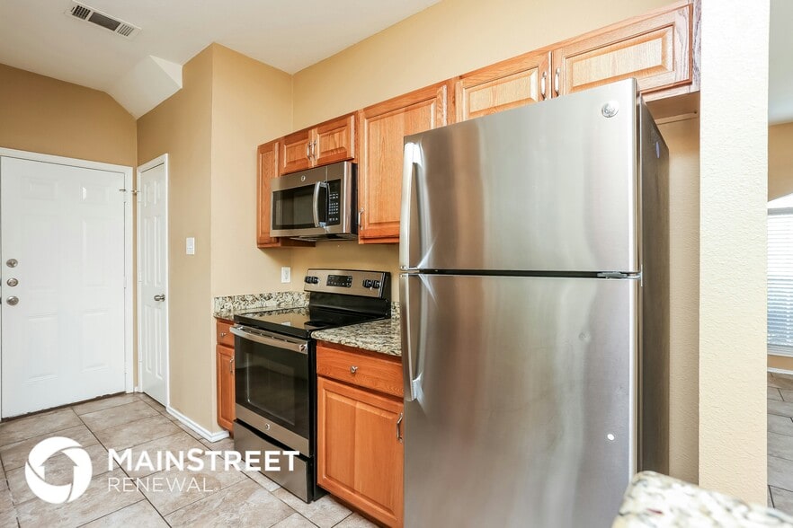 Building Photo - 1512 Yellowbird Ct