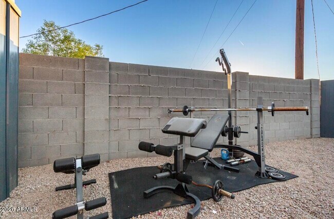 Building Photo - 1720 N Whittier Dr