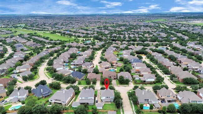 Building Photo - 26535 Ashwood Creek Ln
