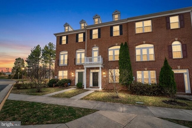 Building Photo - 20916 Houseman Terrace