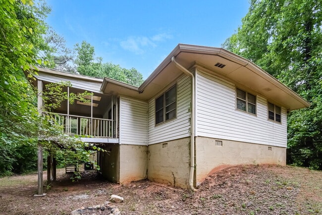 Building Photo - 4630 Cresant Ln