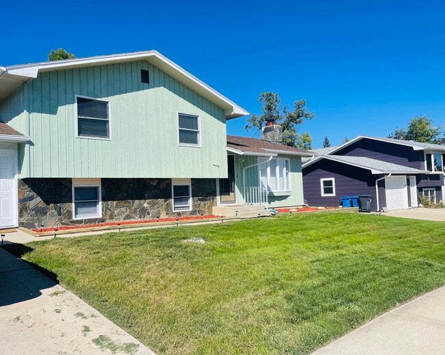 Building Photo - 114 E Liberty St