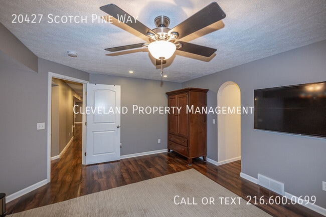 Building Photo - 20427 Scotch Pine Way