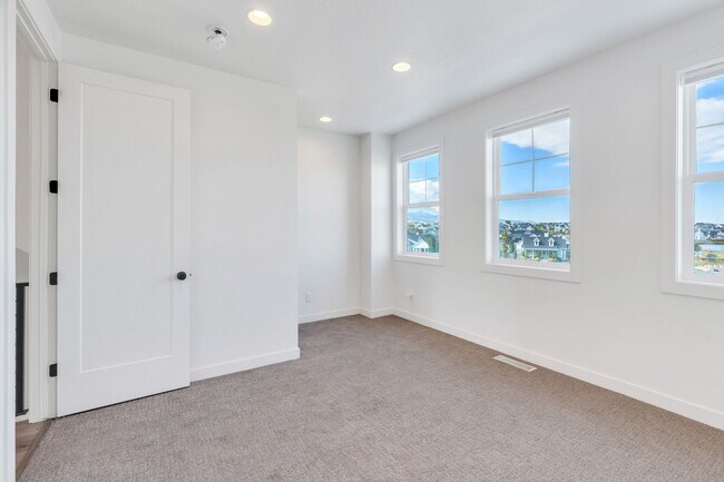 Building Photo - 4765 Isla Daybreak Rd