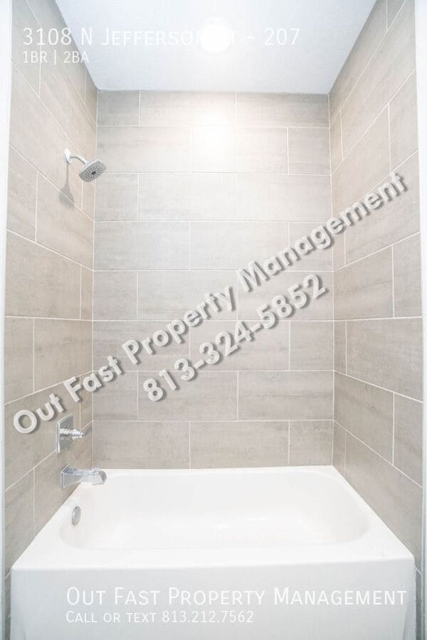 Building Photo - 3108 N Jefferson St