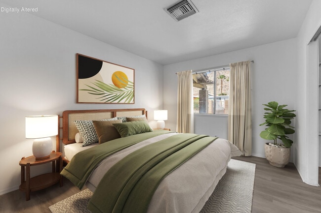Building Photo - 53780 Avenida Diaz