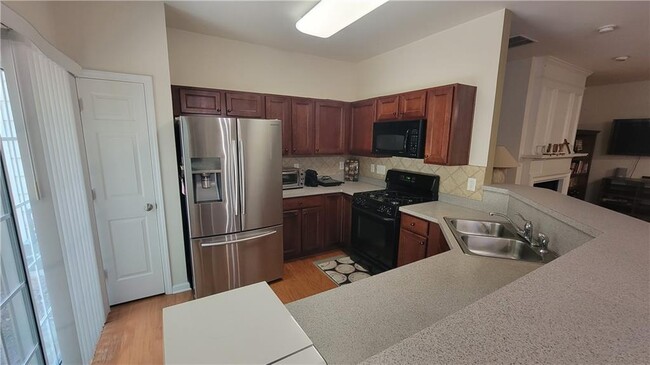 Building Photo - 3701 Postwaite Cir NW