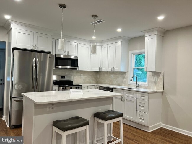 Building Photo - 34 Hornets Nest Ln