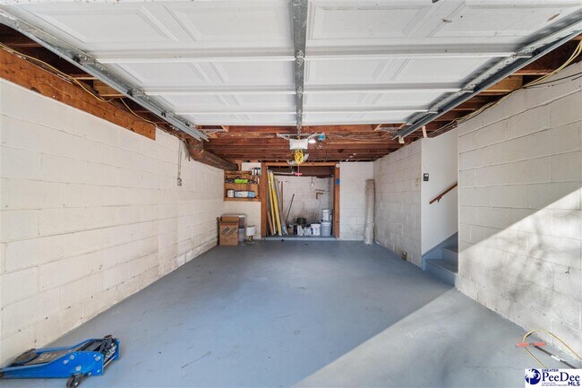 Building Photo - 612 Spruce St