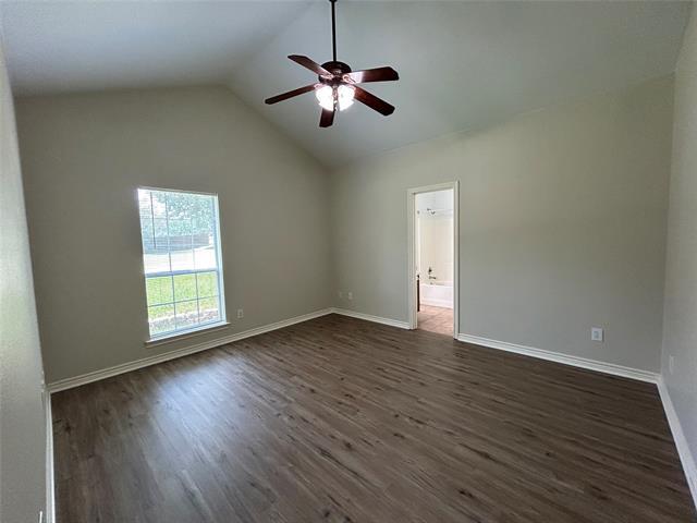 Building Photo - 921 Cedar Ridge Dr