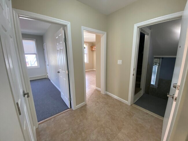 Building Photo - 1445 Concord Pl