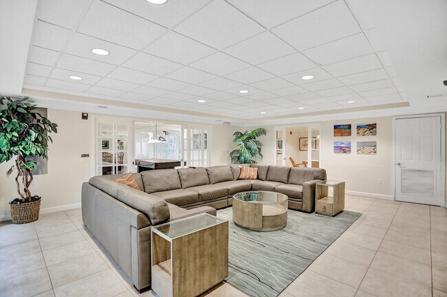 Building Photo - 1501 E Broward Blvd