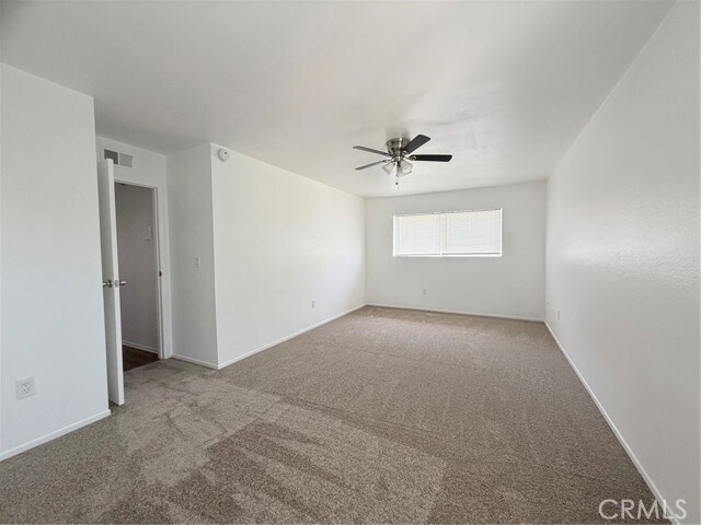 Building Photo - 302 E Blueridge Ave