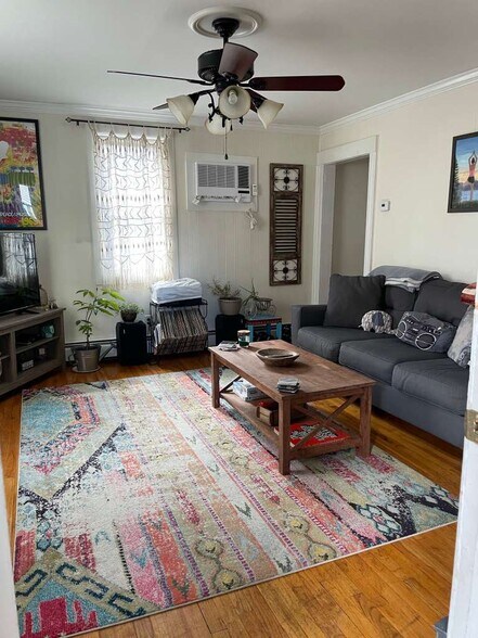 Building Photo - 19 Cobb Pl