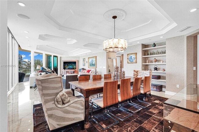 Building Photo - 16051 Collins Ave