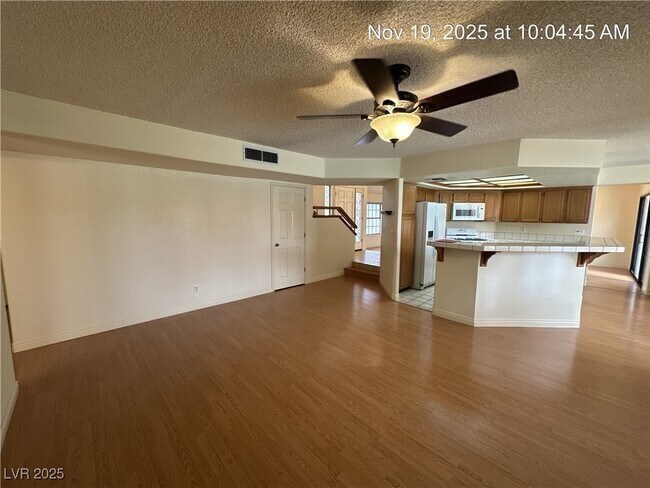 Building Photo - 398 Decareo Ct