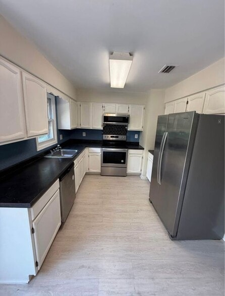 Building Photo - 14262 Heritage Crossing Ln