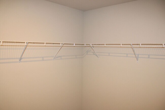 Building Photo - 3 Bedroom 2 .5 Bath Townhome Hephzibah!