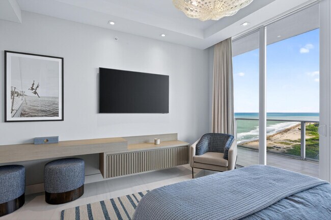 Building Photo - 3100 N Ocean Dr