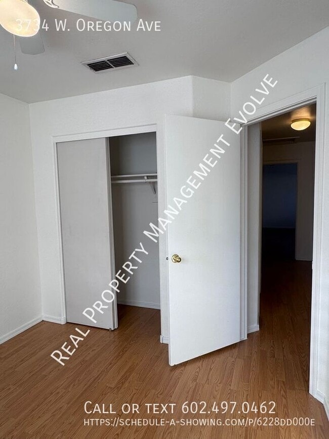 Building Photo - 3734 W Oregon Ave