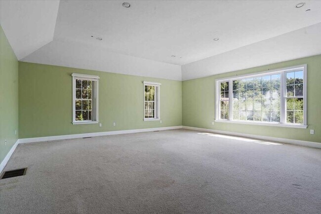 Building Photo - 89 Boulder Hill Dr