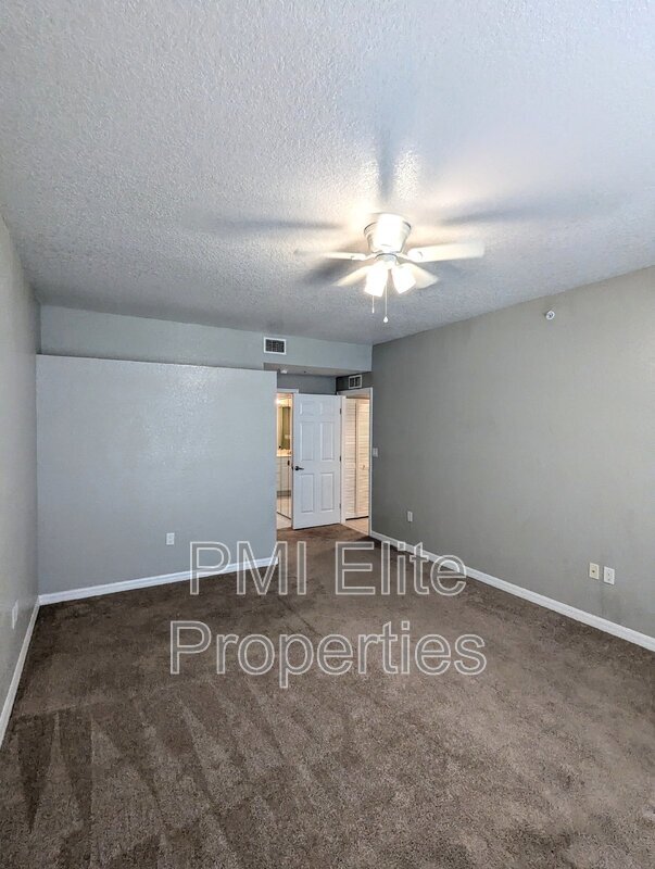 Building Photo - 7136 Strand Cir